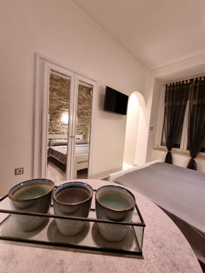 Apartment Amfiteatar Pula Buitenkant foto