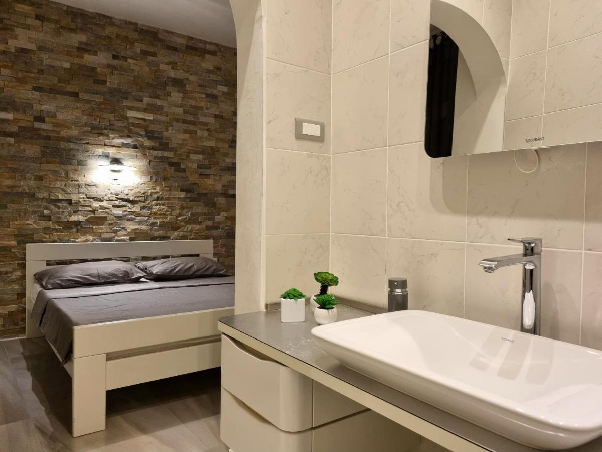 Apartment Amfiteatar Pula Buitenkant foto